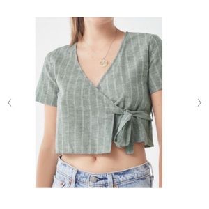 Urban Outfitters Short Sleeve Linen Blend Striped Crop Wrap Top Size Small
